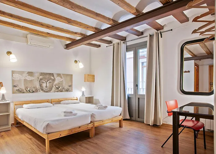 Las Ramblas, Comfort In Bcn For 8 Persons