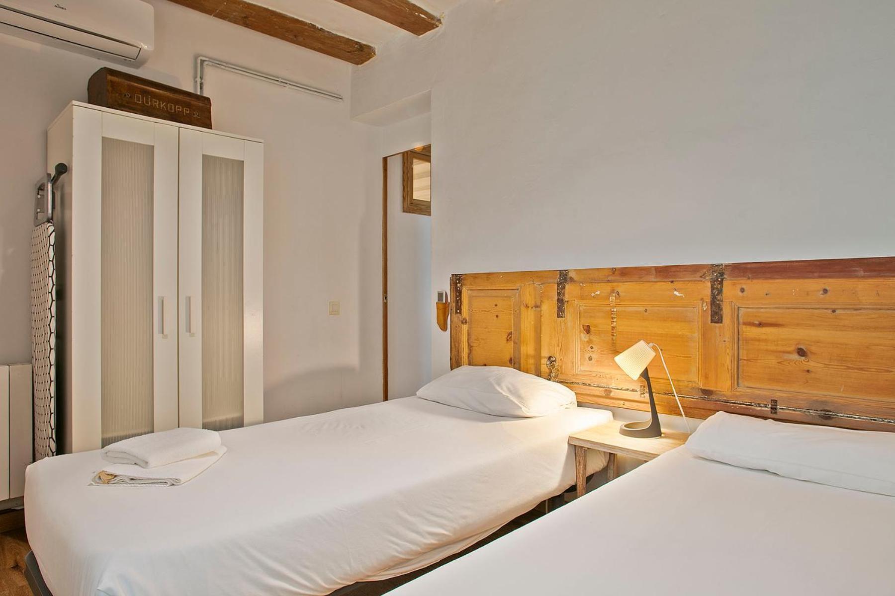 Apartment Ramblas, Comfort In Bcn For 8 Persons *