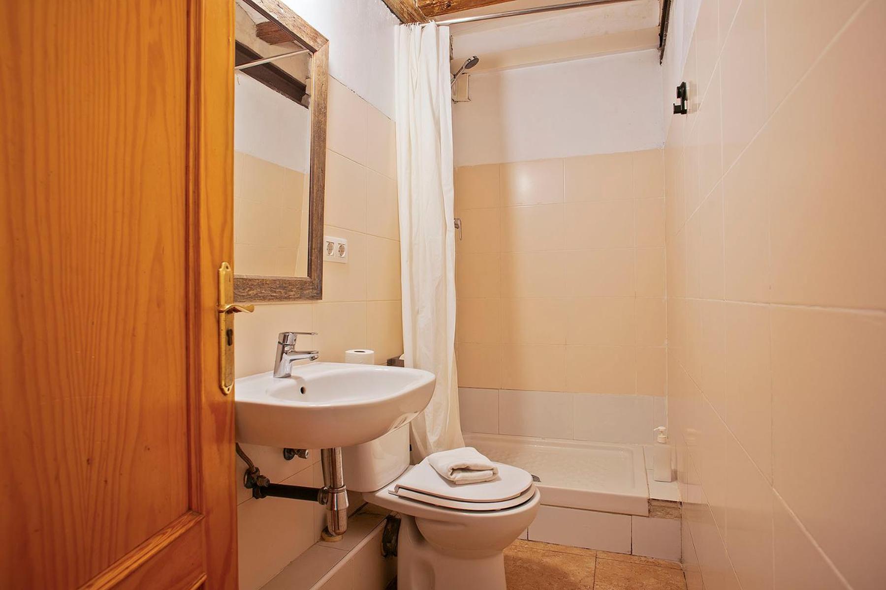 Apartment Ramblas, Comfort In Bcn For 8 Persons *