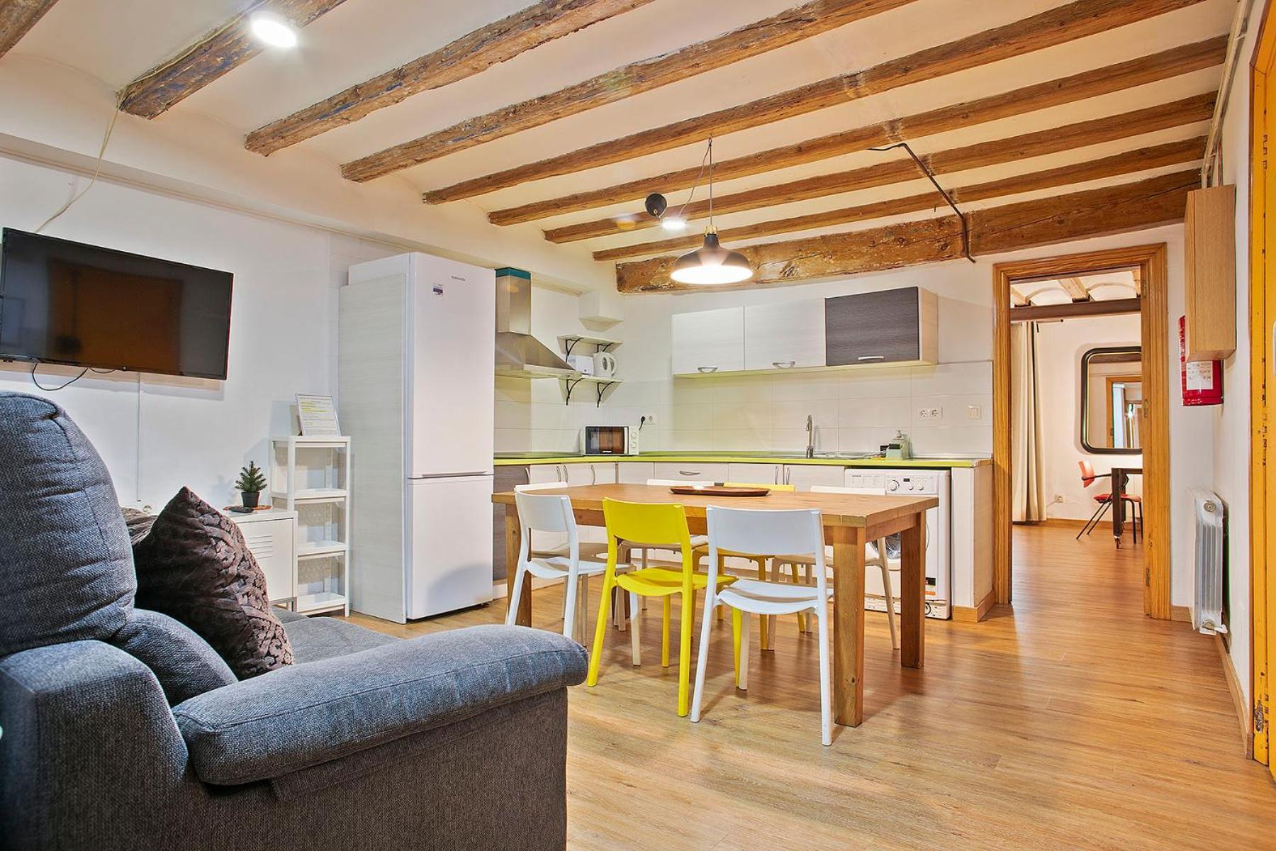 Apartament Ramblas, Comfort In Bcn For 8 Persons *